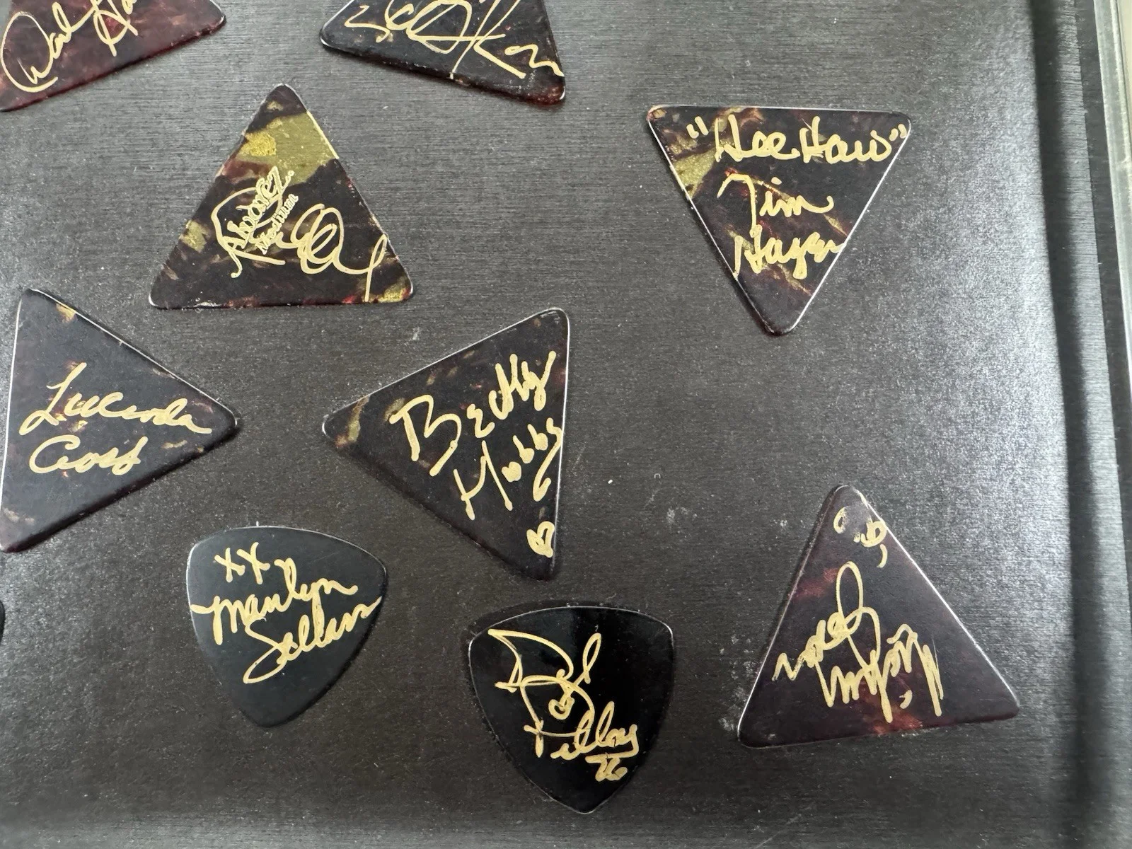 (18) Hee Haw Country Music TV Show Autograph Guitar Pick Lot, изображение 4
