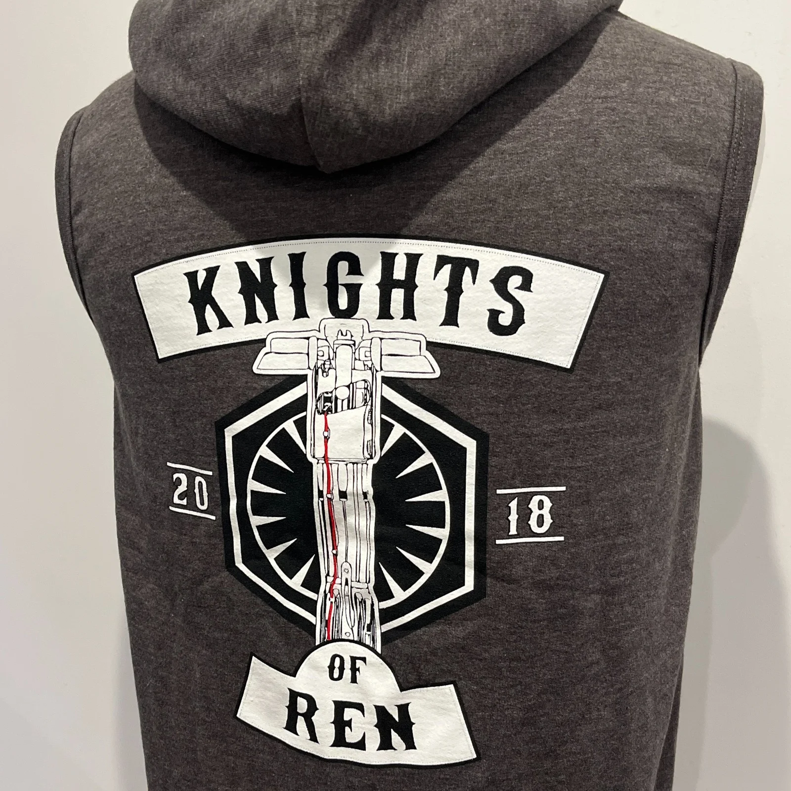 STAR WARS The Rise Of Skywalker Cast & Crew Hoodie Sleeveless M Propmaking Gift, изображение 4