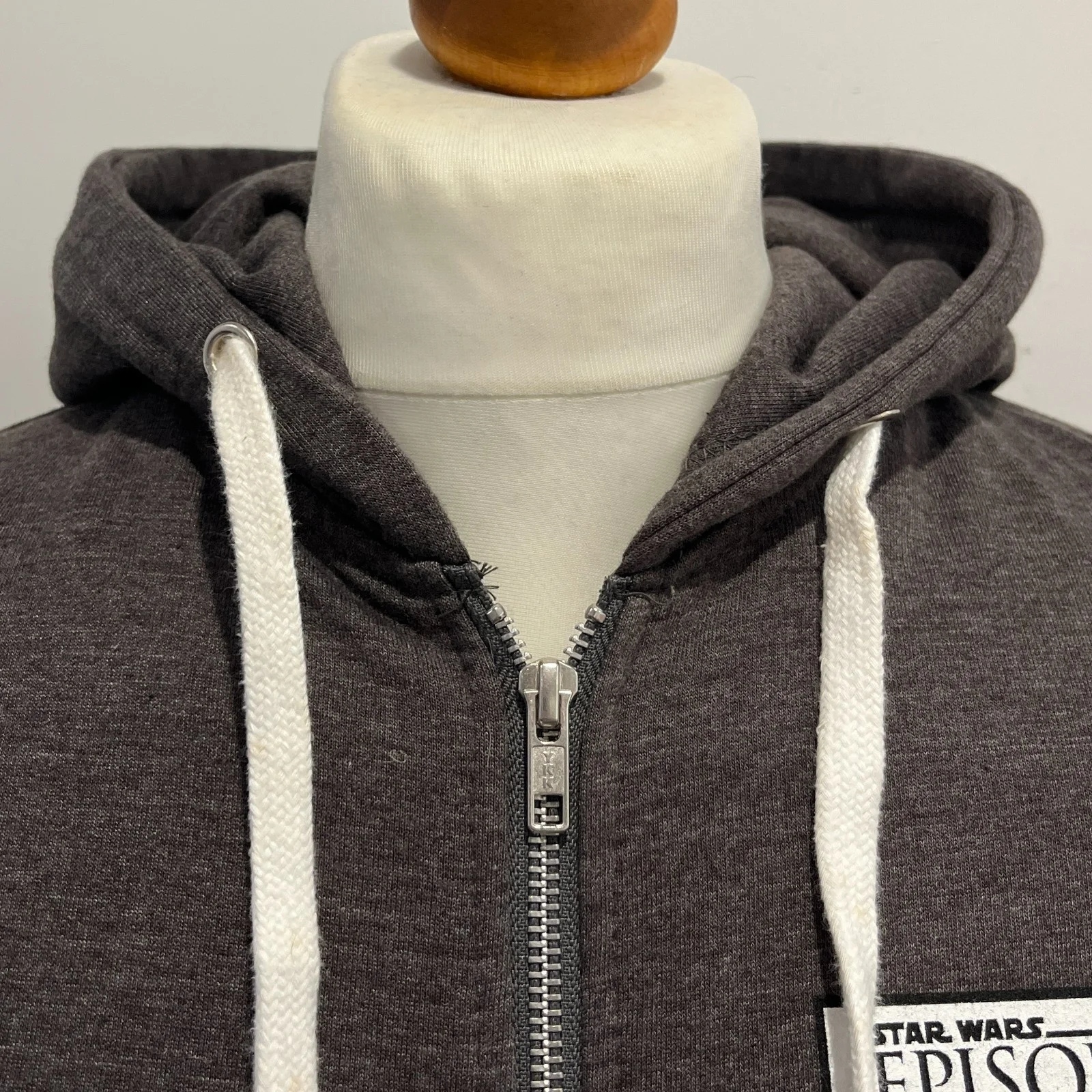 STAR WARS The Rise Of Skywalker Cast & Crew Hoodie Sleeveless M Propmaking Gift, изображение 5