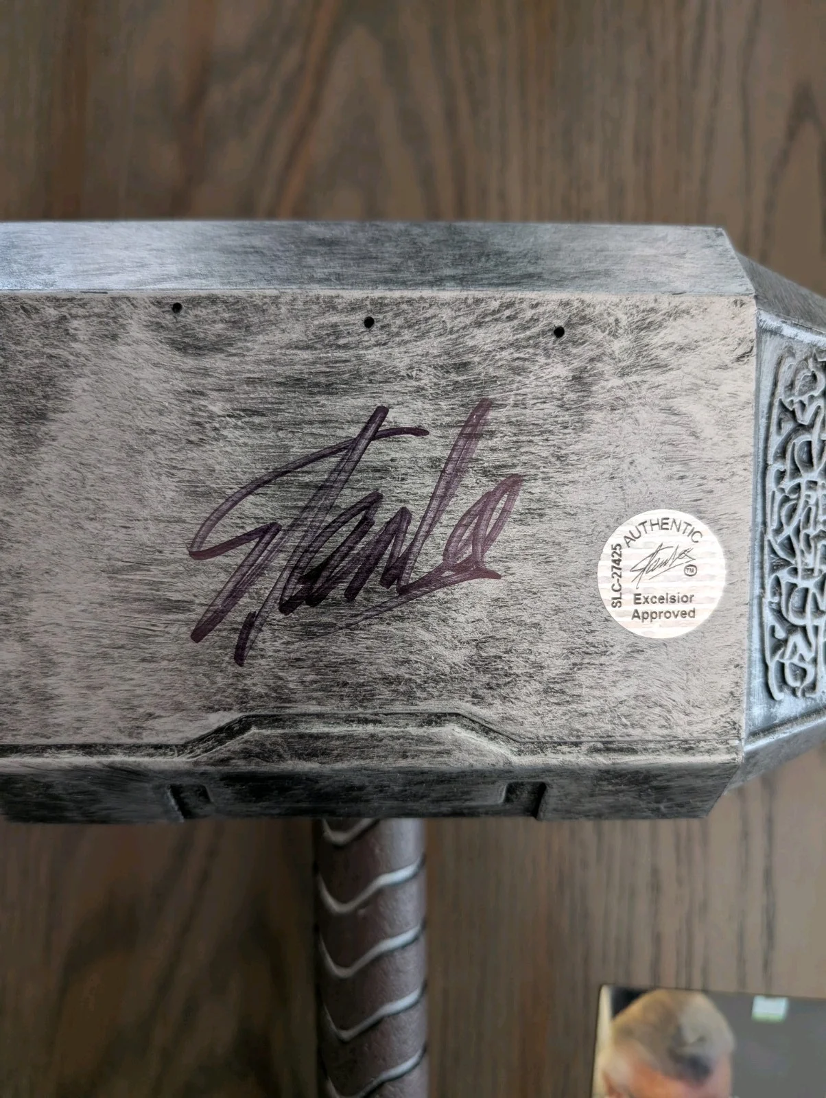 Stan Lee — Stan Lee Signed Full-Size Thor Hammer Movie Prop Replica Radtke COA/Lee Hologram, image 2