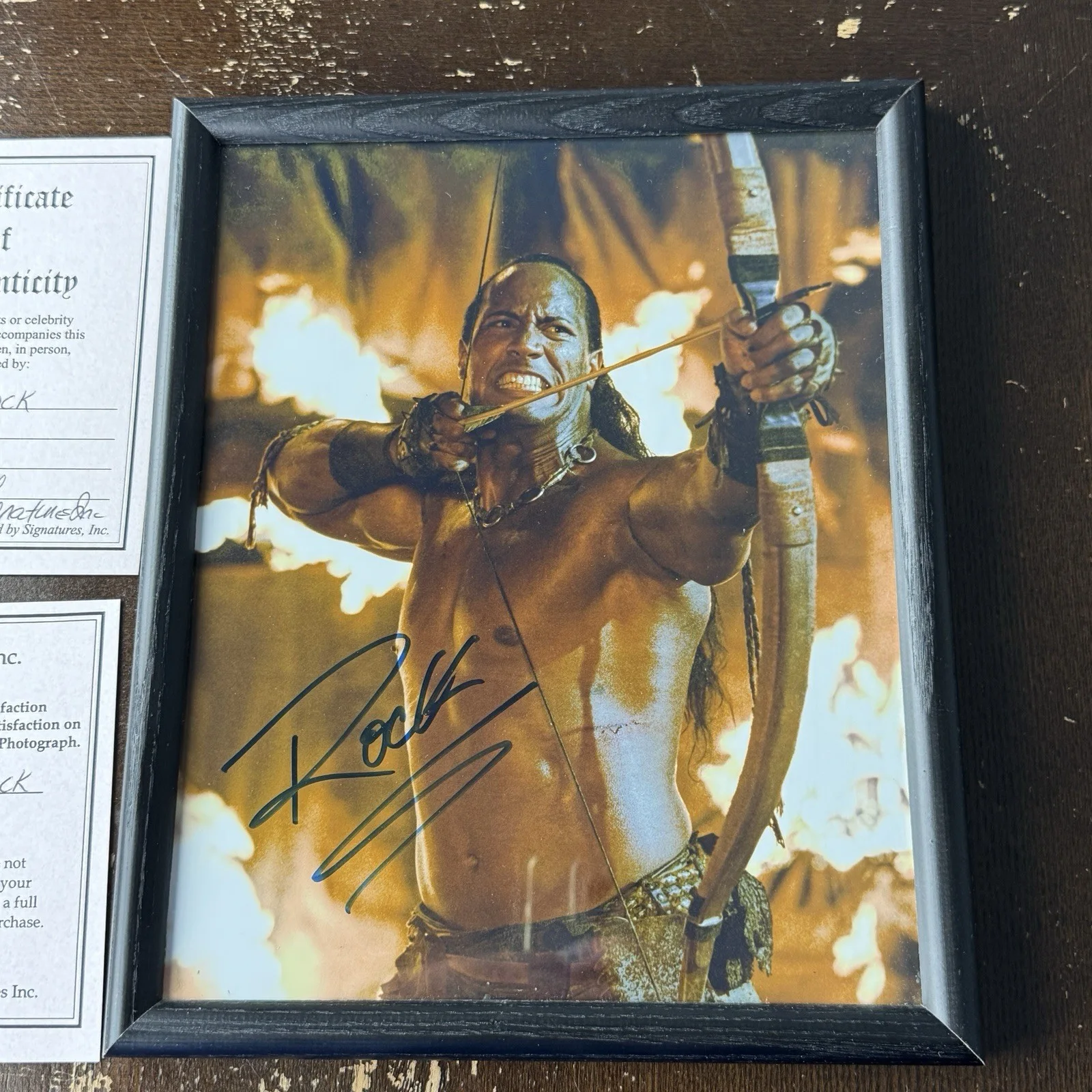 The Rock Signed 8x10 Framed Photo Autograph With COA Dwayne Johnson Mathayus, image 2