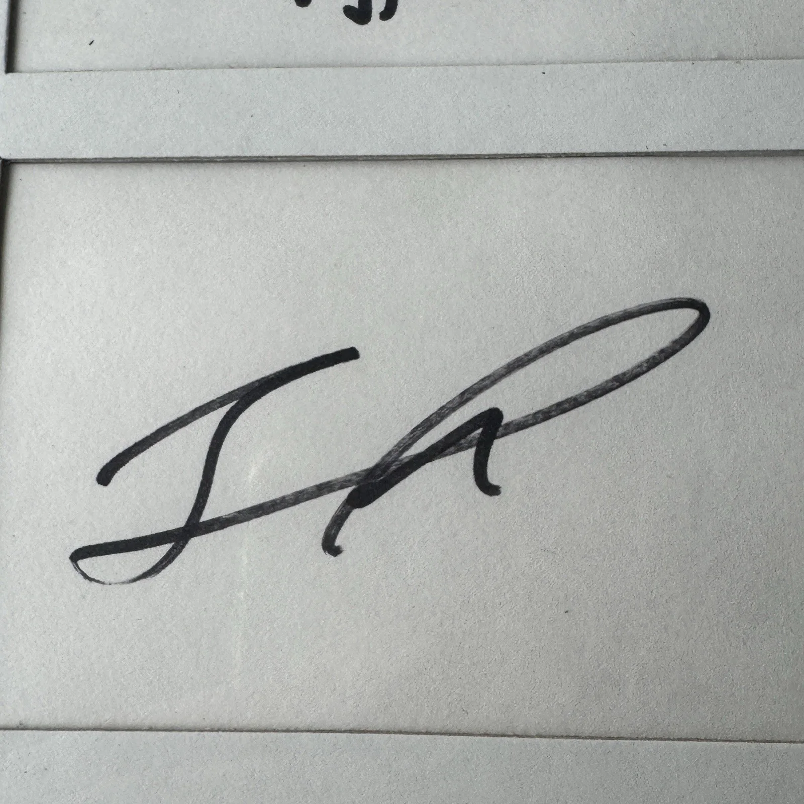 Eric Winter Autograph Days Of Our Lives Signed Index Card Glass Panel Wood Frame, изображение 3