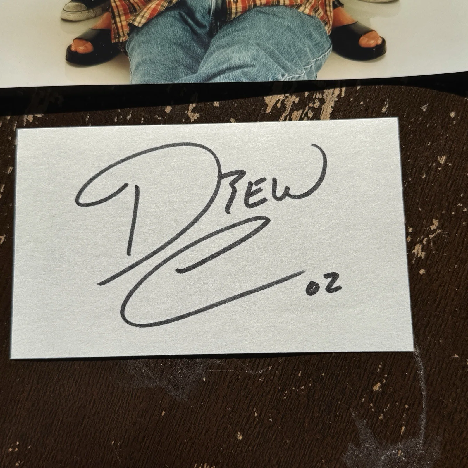 Drew Carey — Drew Carey Signed 3x5 Index Card With 8x10 Show Cast Photo Original Autograph, изображение 2