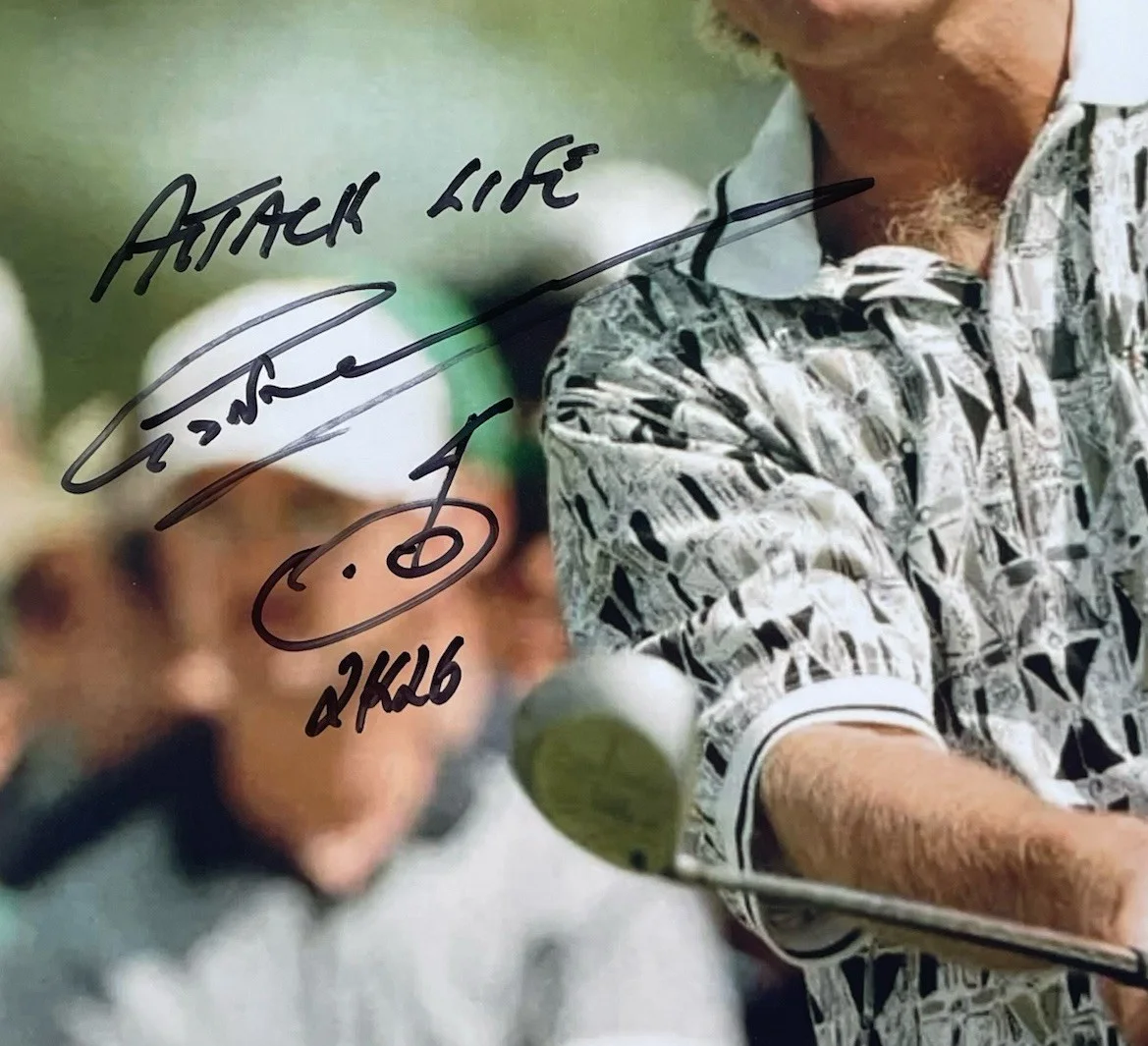 Greg Norman Authentic Signed 8x10 Photo Autograph Golfer, Inscribed ‘Play Hard’, изображение 2