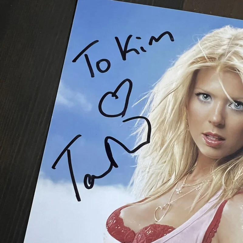 Tara Reid — Tara Reid autographed 8 x 10 color photo, изображение 3