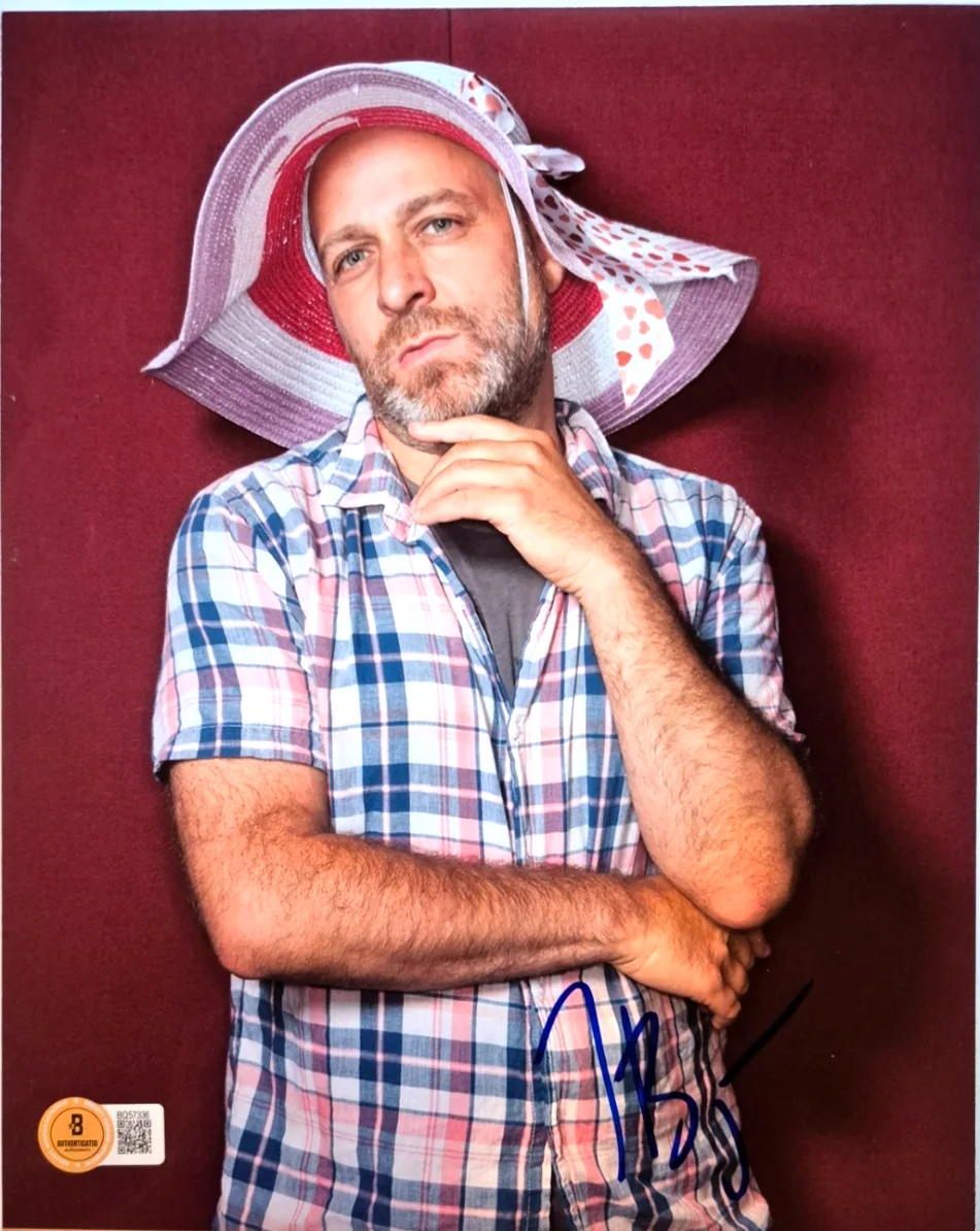 H. Jon Benjamin — H. JON BENJAMIN SIGNED AUTOGRAPHED 8X10 PHOTO BOB'S BURGERS BOB BELCHER BAS COA