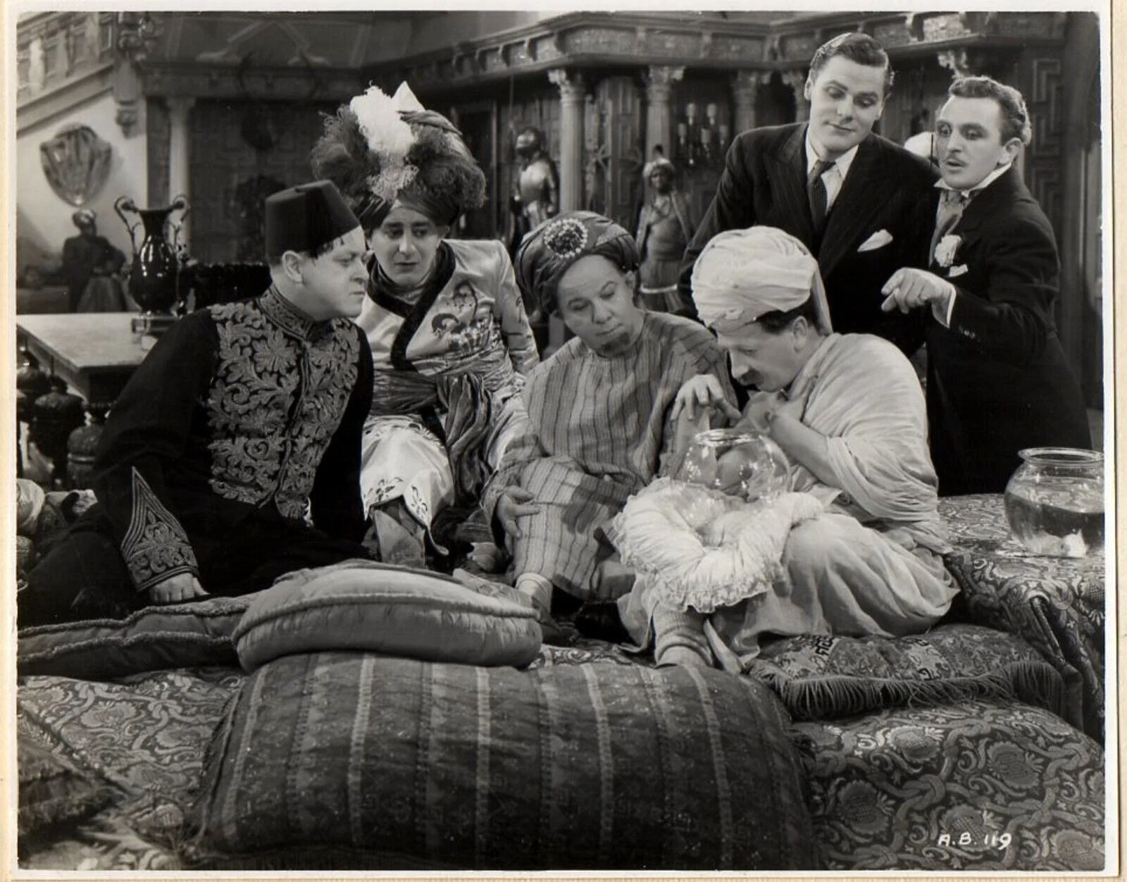 ALF'S BUTTON AFLOAT 1938 Crazy Gang, Bud Flanagan, Alastair Sim 4 SMALL STILLS, image 4