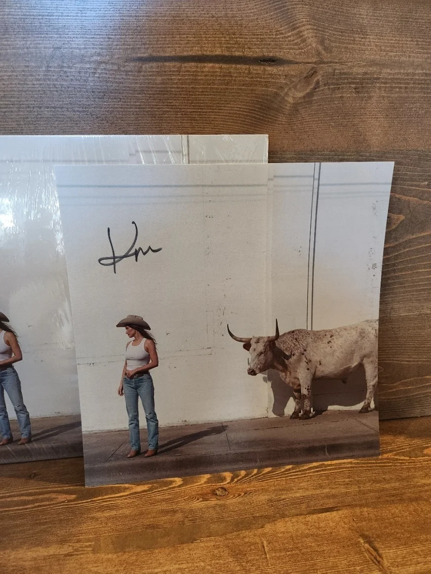 Kacey Musgraves — Kacey Musgraves SIGNED LP Middle of Nowhere WHISKEY COLORED Vinyl Record, изображение 2