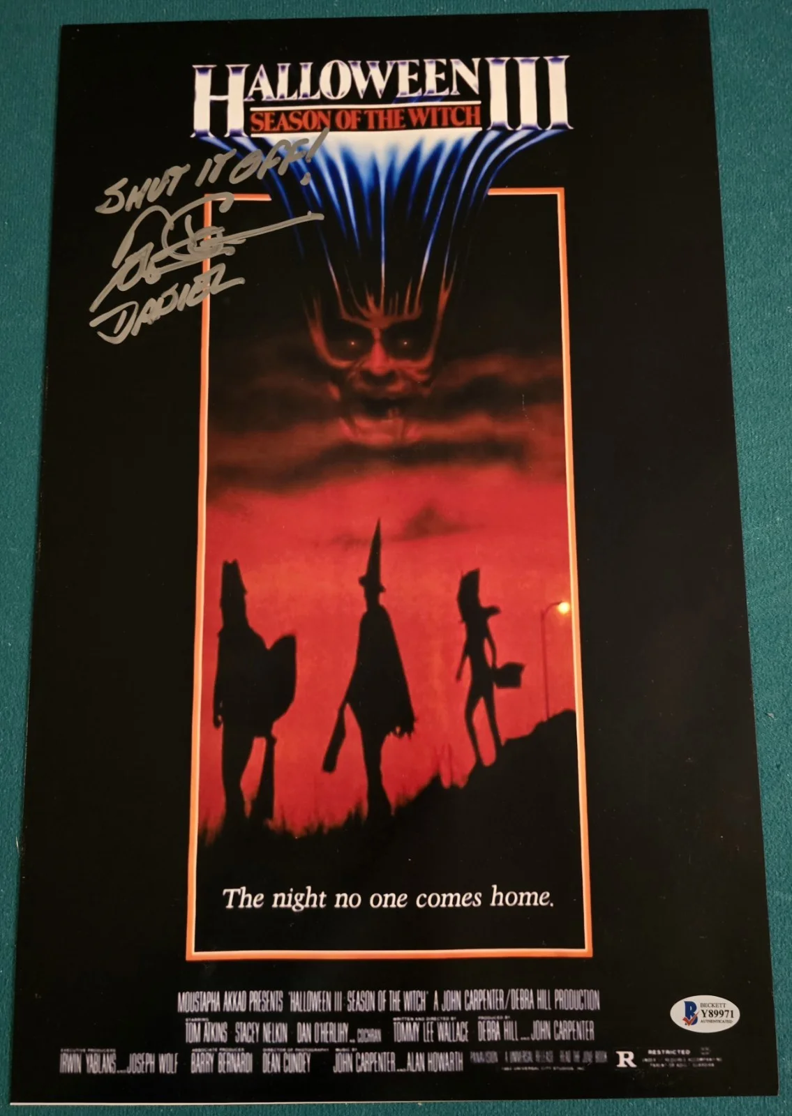 Tom Atkins — Tom Atkins Signed 11X17 Halloween III With Character Name & Quote Beckett