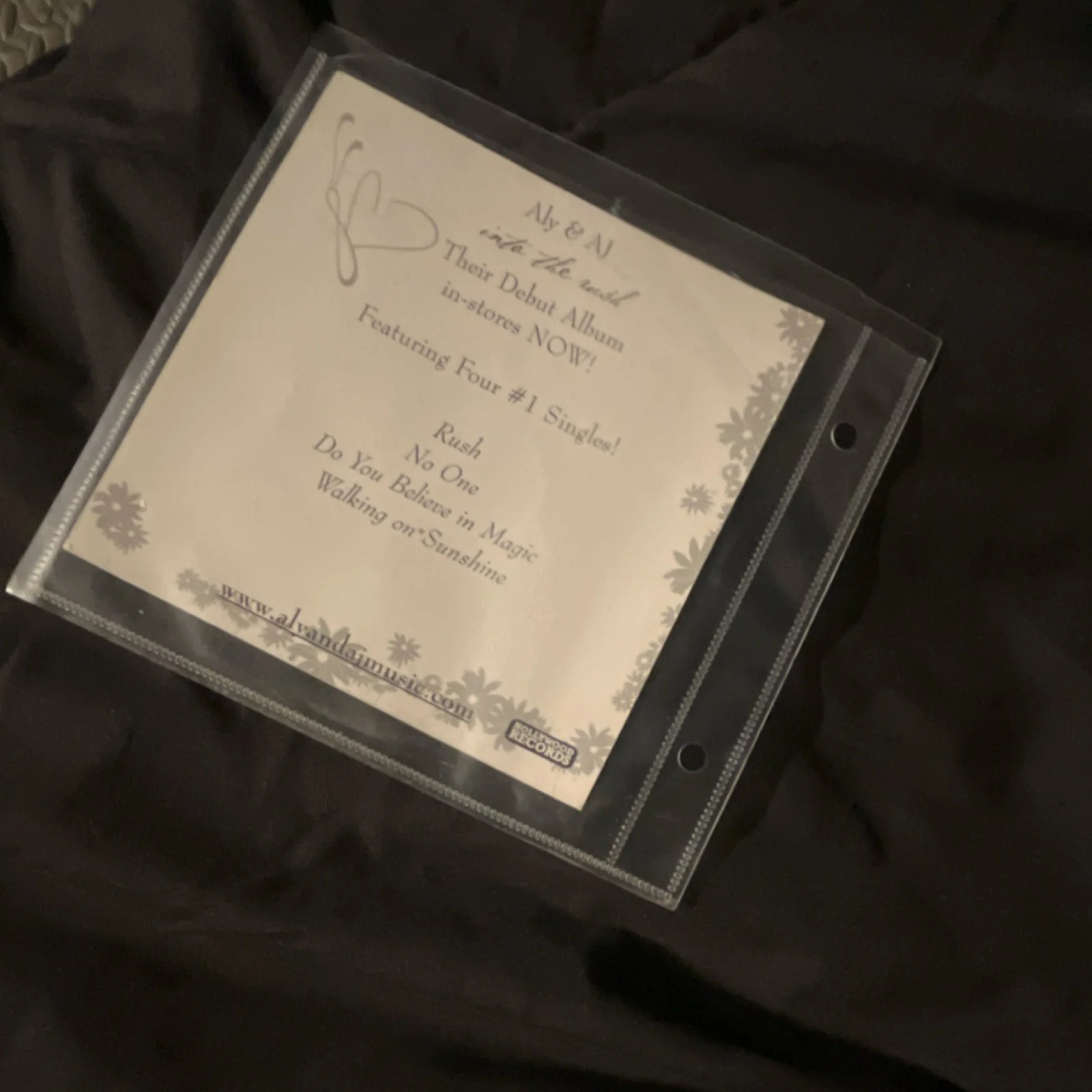 Aly & AJ Signed Debut Album CD & Booklet Featuring Four #1 Singles, image 2