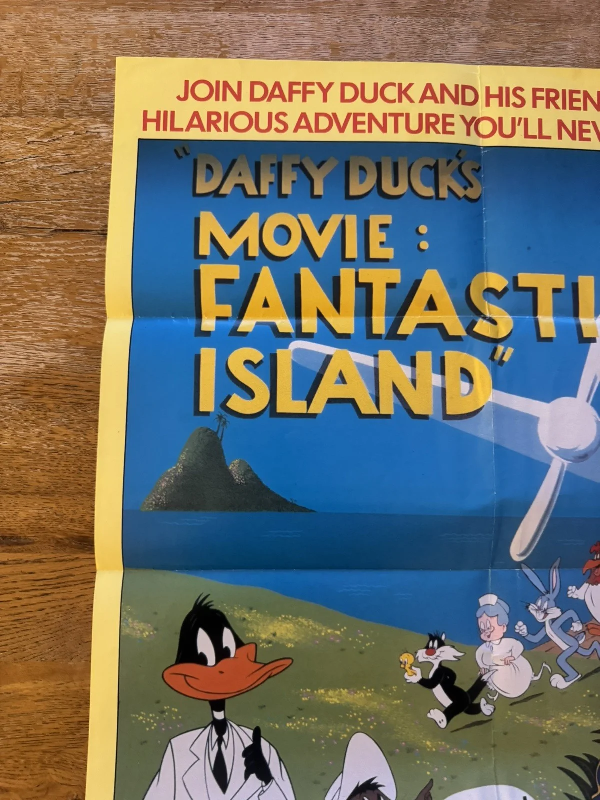Daffy Duck fantastic island rare Original Video Shop VHS Poster 1983 rolled, изображение 2