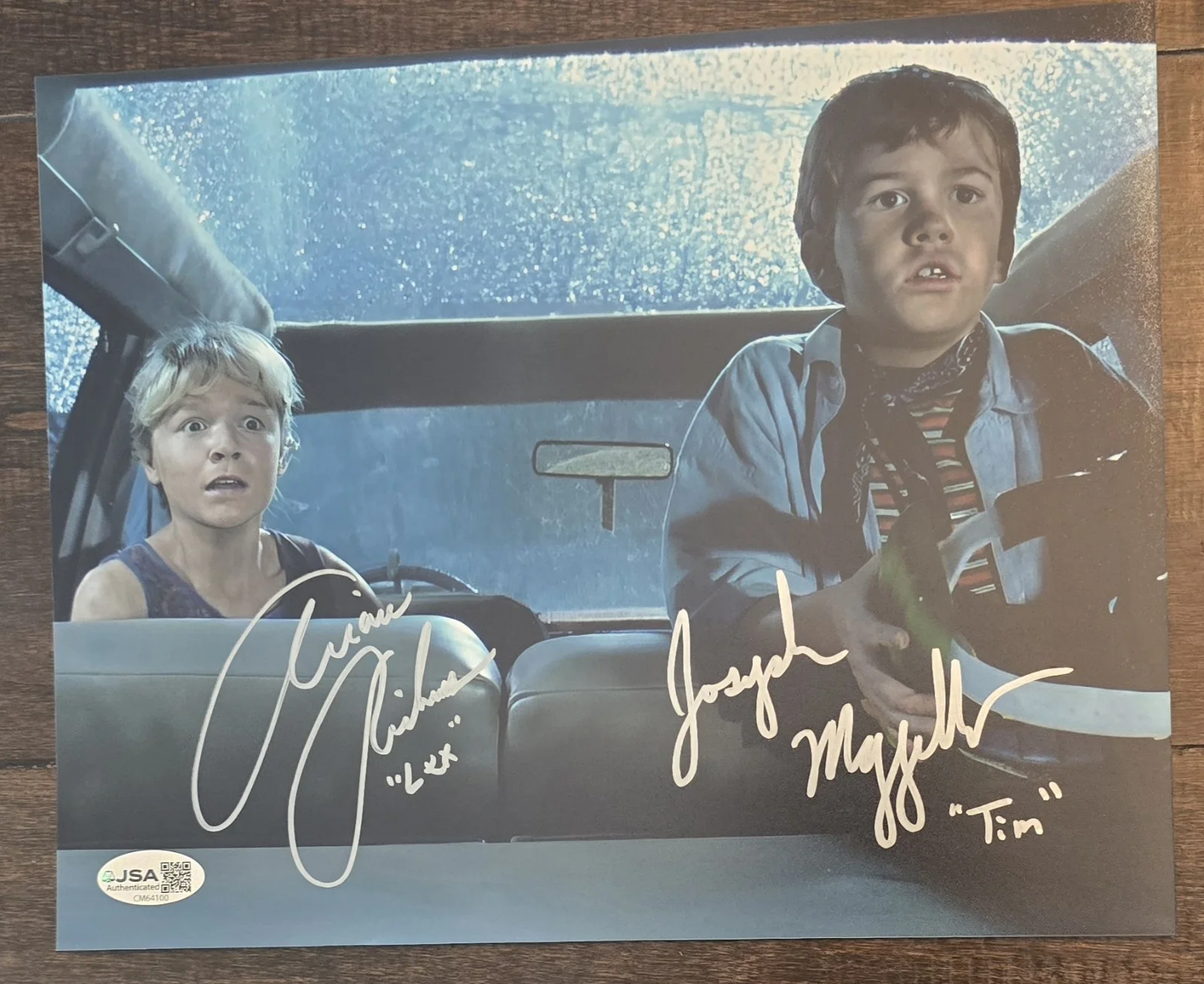 Ariana Richards and Joseph Mazzello — Jurassic Park 8x10 picture signed by Ariana Richards with Lexi inscription...