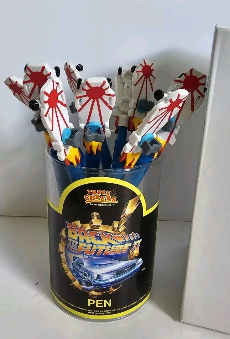 Back to the Future II Delorean Pen Display 10 Hoverboads PVC Pens NOS & Display, image 2