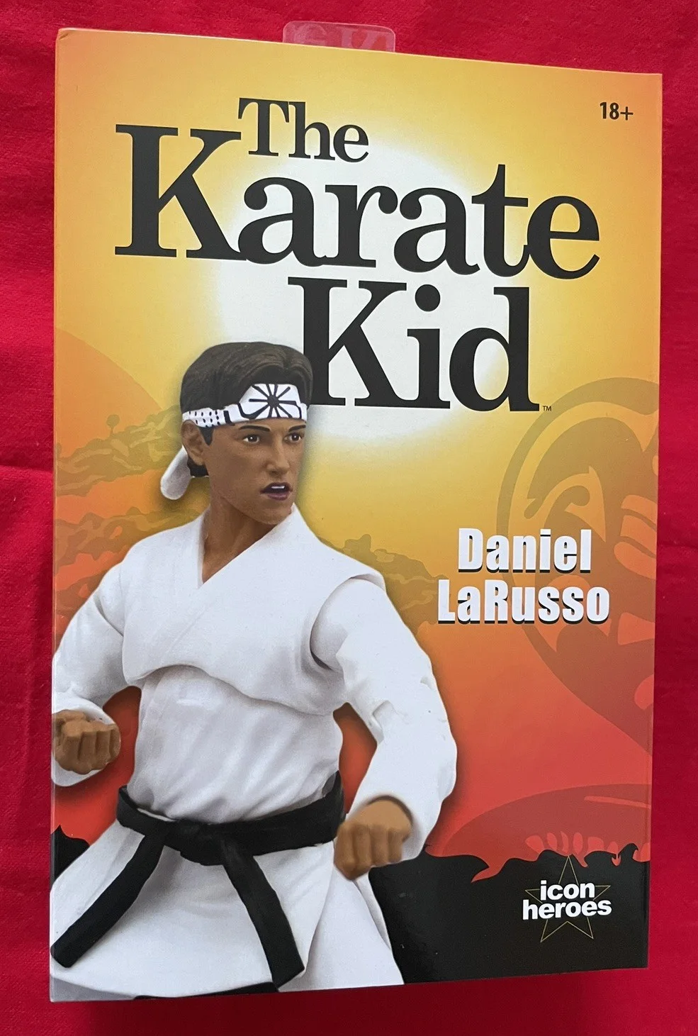 🥋 The Karate Kid - Daniel Larusso Icon Heroes 6”Action Figure Toy - Cobra Kai, image 2