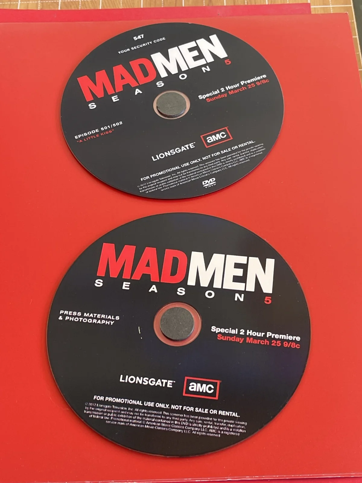 MATTHEW WEINER — MAD MEN SIGNED SCRIPT DVD, image 5