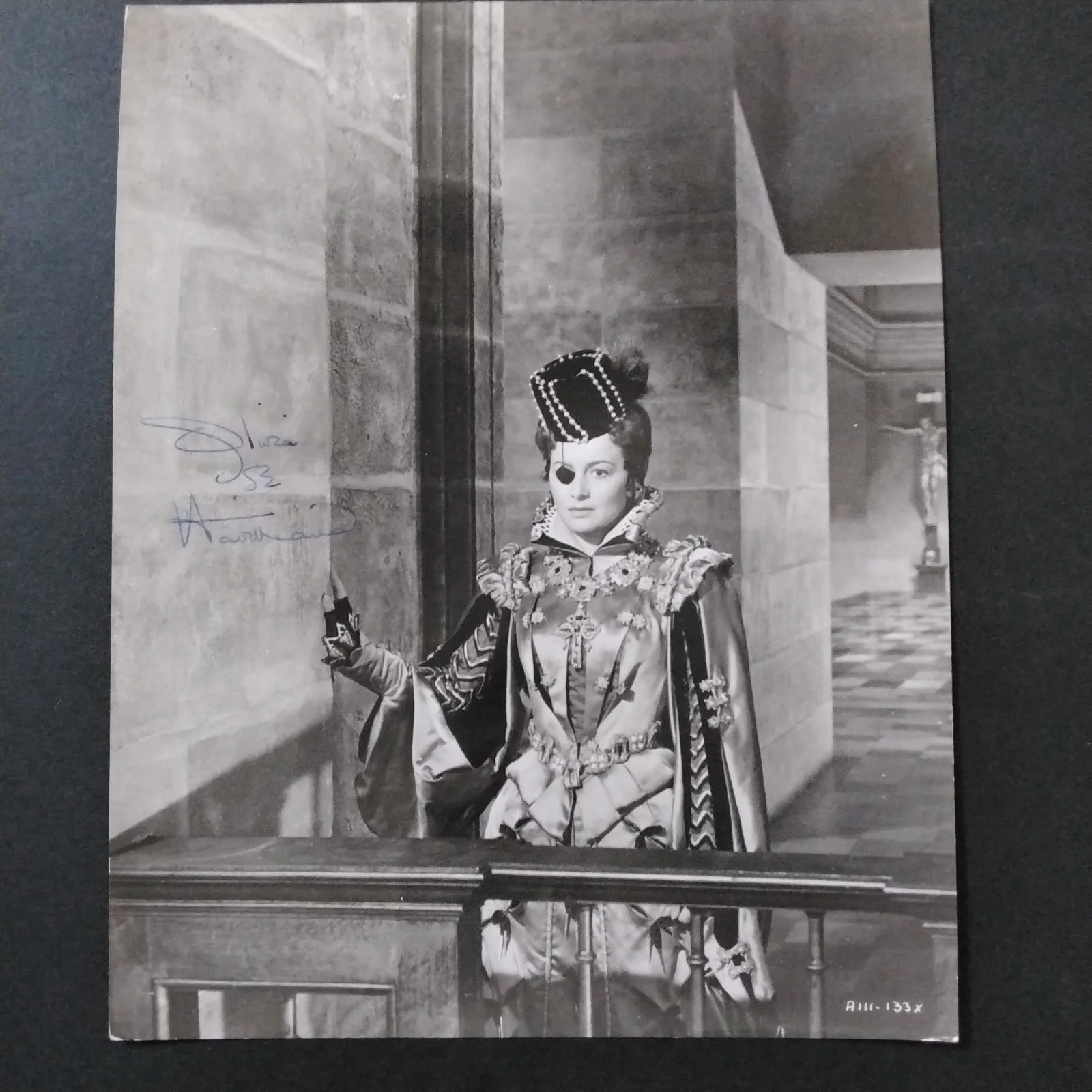 Olivia de Havilland Signed Photo 30s Movie Actress Robin Hood GWTW The Heiress, изображение 2