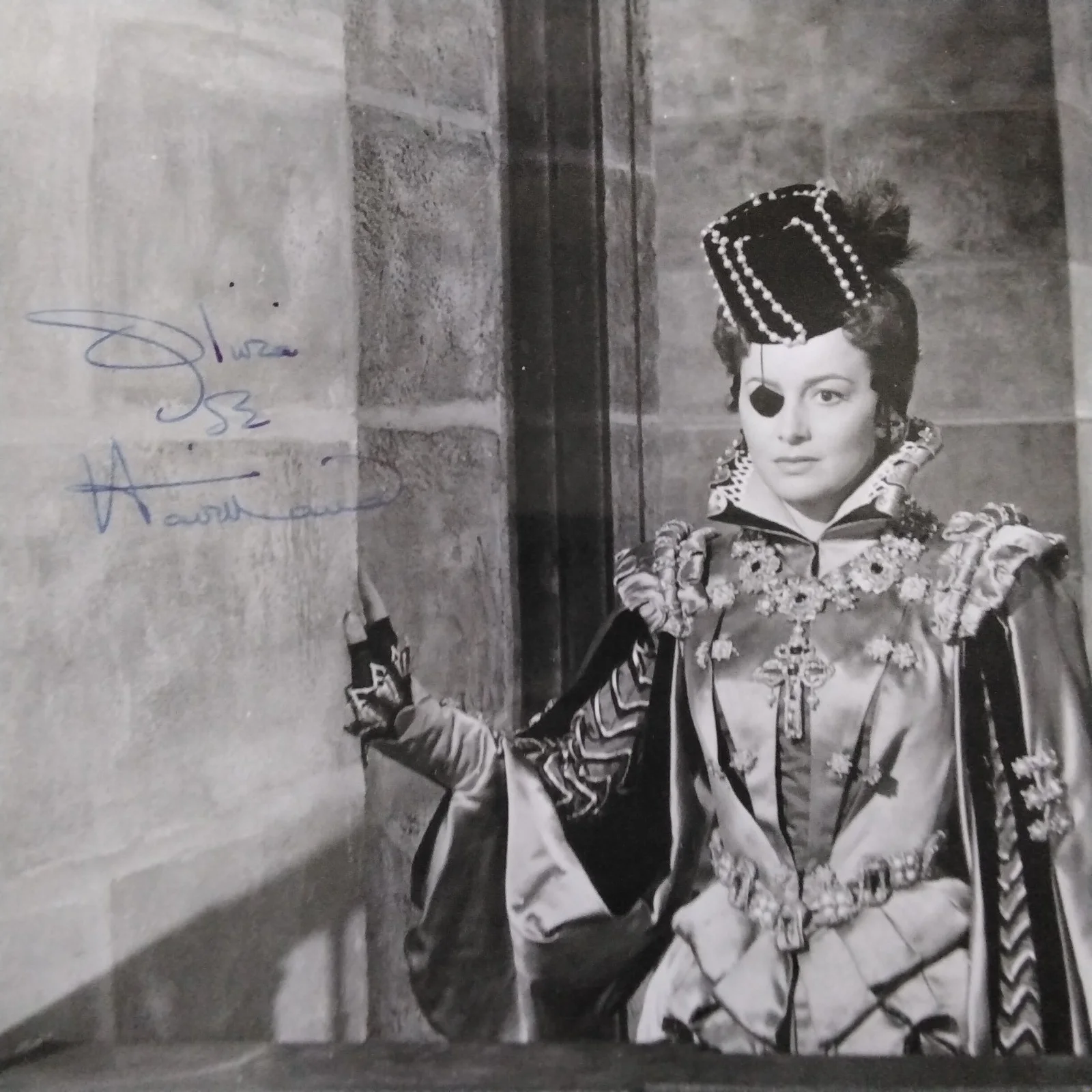 Olivia de Havilland Signed Photo 30s Movie Actress Robin Hood GWTW The Heiress, изображение 3