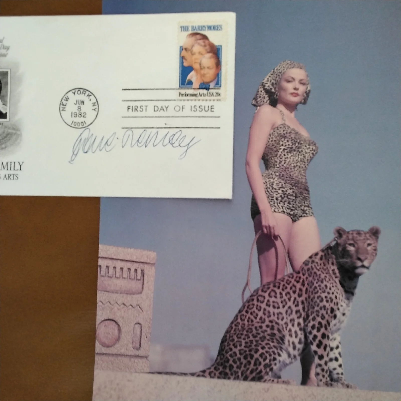 Gene Tierney SIGNED 1982 Envelope Movie Actress Laura Leave Her Heaven Glamour, image 2