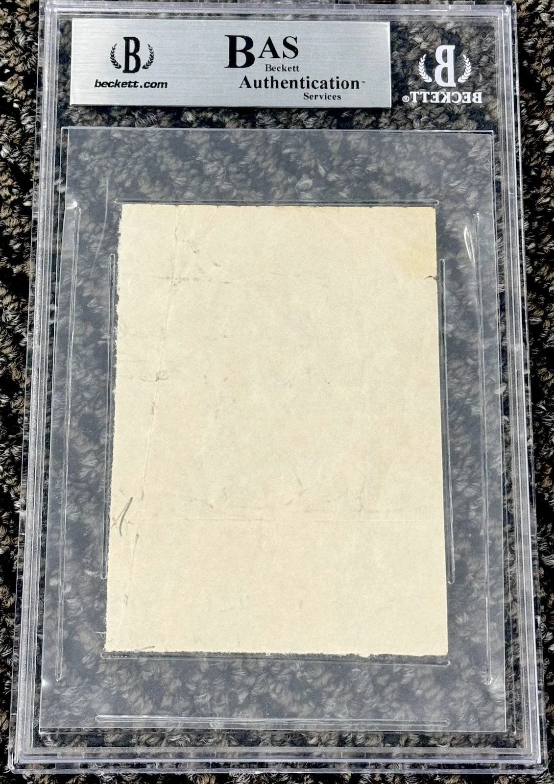 John Wayne — John Wayne Signed Autograph Vintage 4x3 Cut Signature Beckett BAS Encapsulated, изображение 2