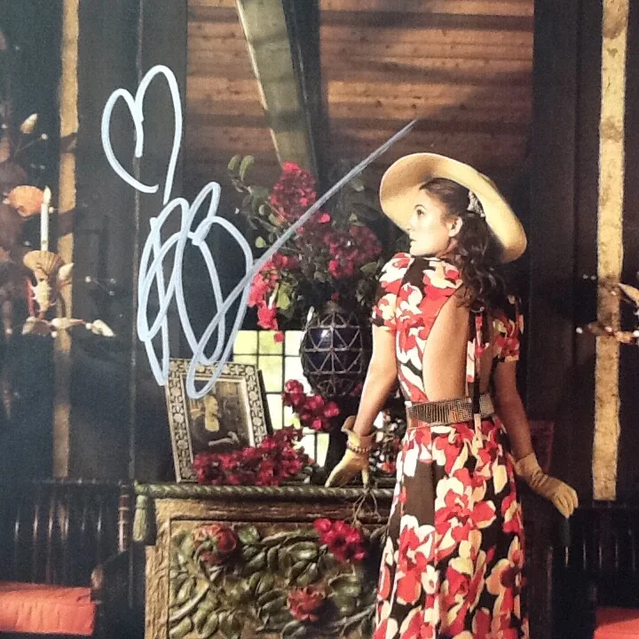 Drew Barrymore SIGNED Magazine Page Movie TV Actress ET Charlie's Angels Glamour, изображение 5