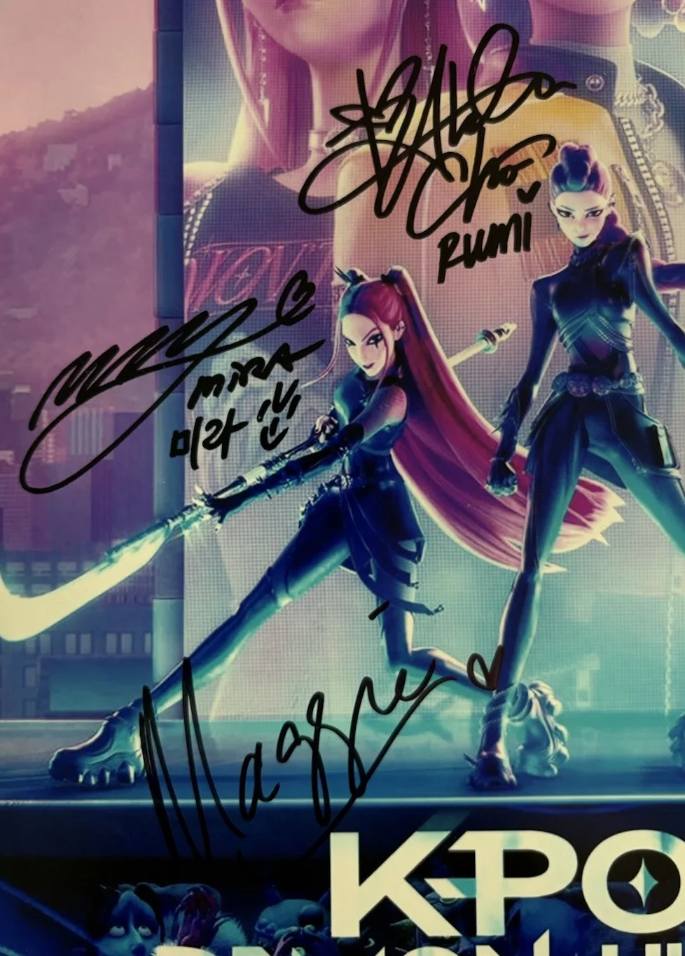 Arden Cho — KPop Demon Hunters Cast Signed 12x18 Photo Cho Hong Ji-Young Kang Appelhans JSA!, изображение 2