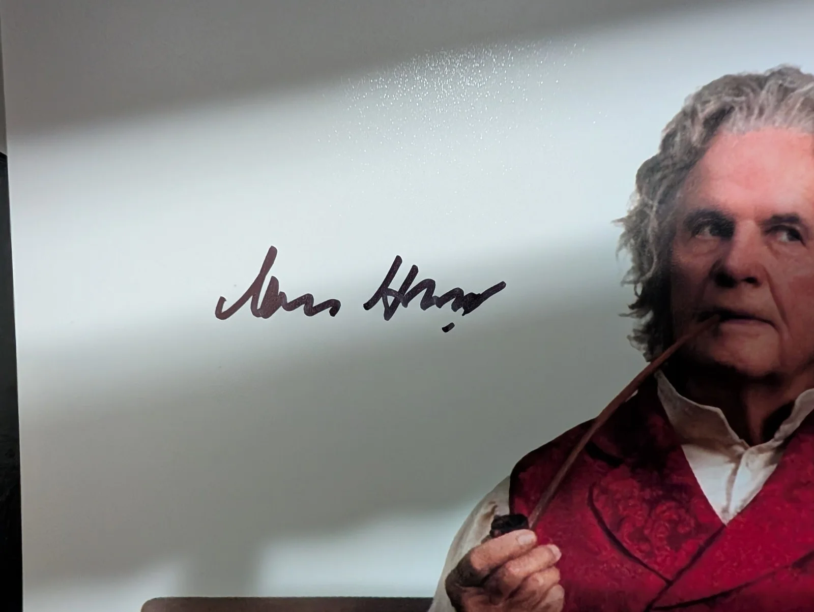Ian Holm — Ian Holm Singed Bilbo The Hobbit 8x10 Beckett Authenticated, image 2