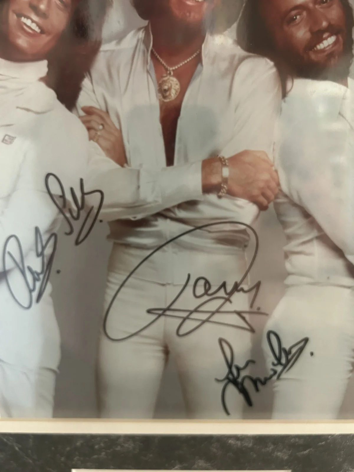 Autographed framed picture of the BEE GEES with COA, изображение 2