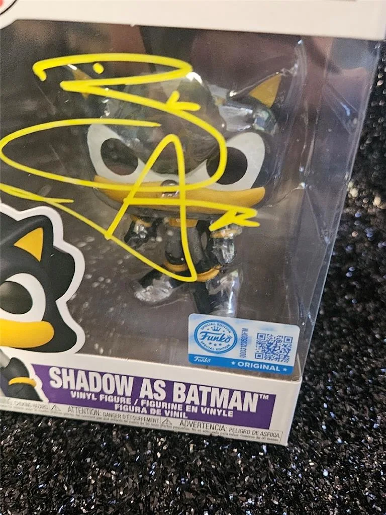 BEN AFFLECK — BEN AFFLECK HAND SIGNED FUNKO POP! 594 SONIC HEDGEHOG SHADOW AS BATMAN DC W/ COA, изображение 4