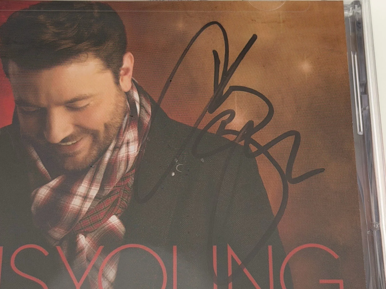Autographed Chris Young It Must Be Christmas SIGNED CD NEW 2016 SEALED, image 2