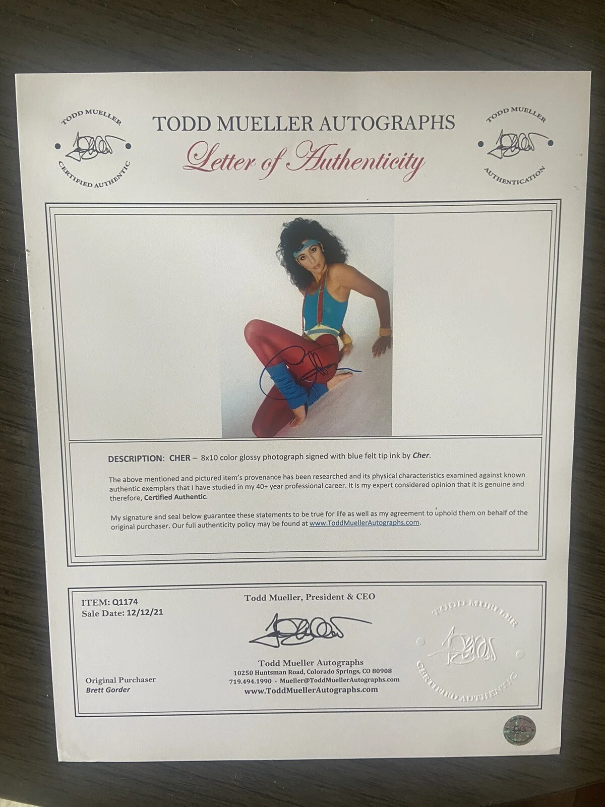 Cher Signed barefoot Autograph 8x10 Photo Authentic Letter Of Authenticity Auto, image 2