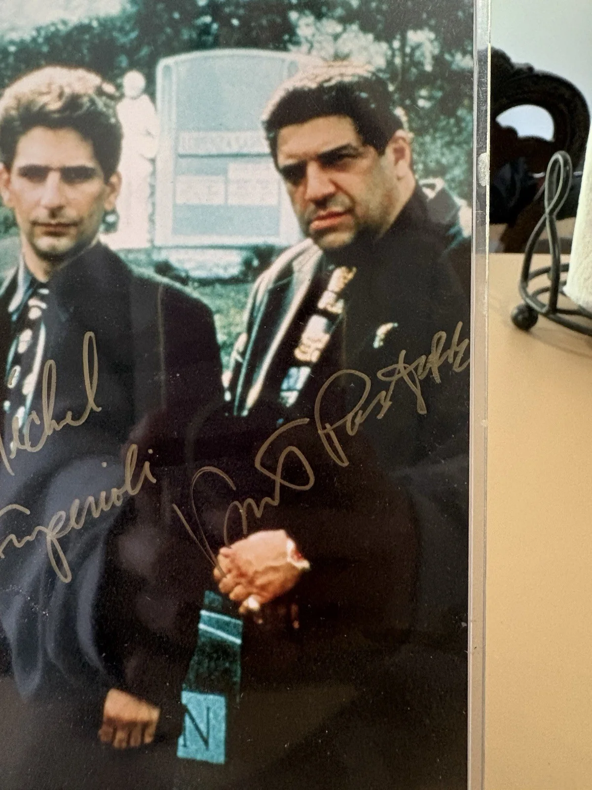James Gandolfini — THE SOPRANOS SIGNED AUTOGRAPHED PICTURE 5 OF 5 W HBO PROMOTION MACARONI W/COA, изображение 3