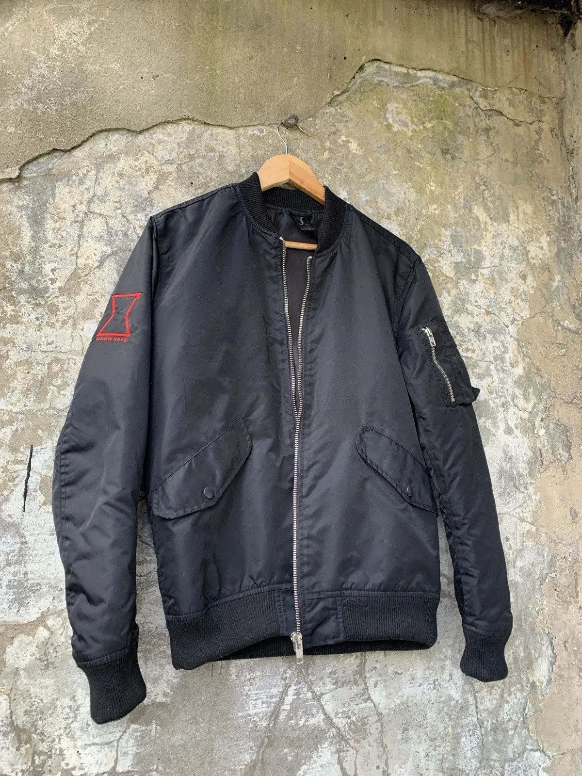 Authentic Marvel Studios Black Widow 2019 Crew Jacket Small, изображение 5