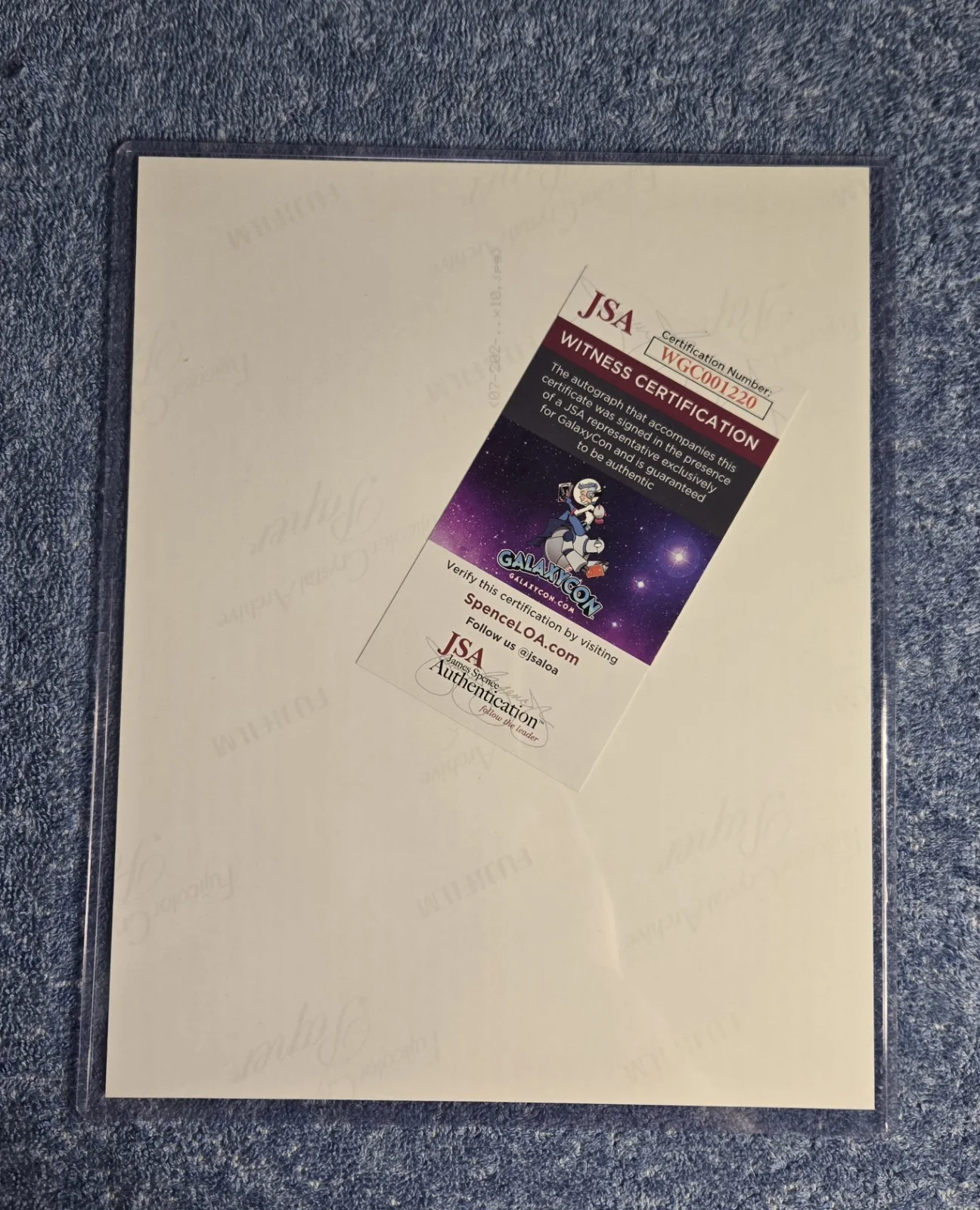 RWBY - WEISS SCHNEE - 8x10 PHOTO - SIGNED BY KARA EBERLE - JSA CERTIFIED, изображение 2