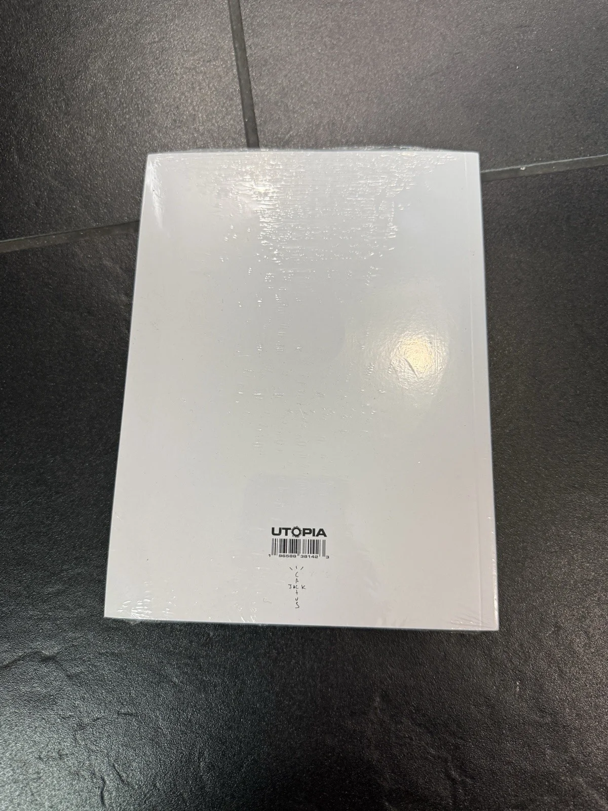 Brand new Travis Scott Utopia Zine Cover with CD, image 2