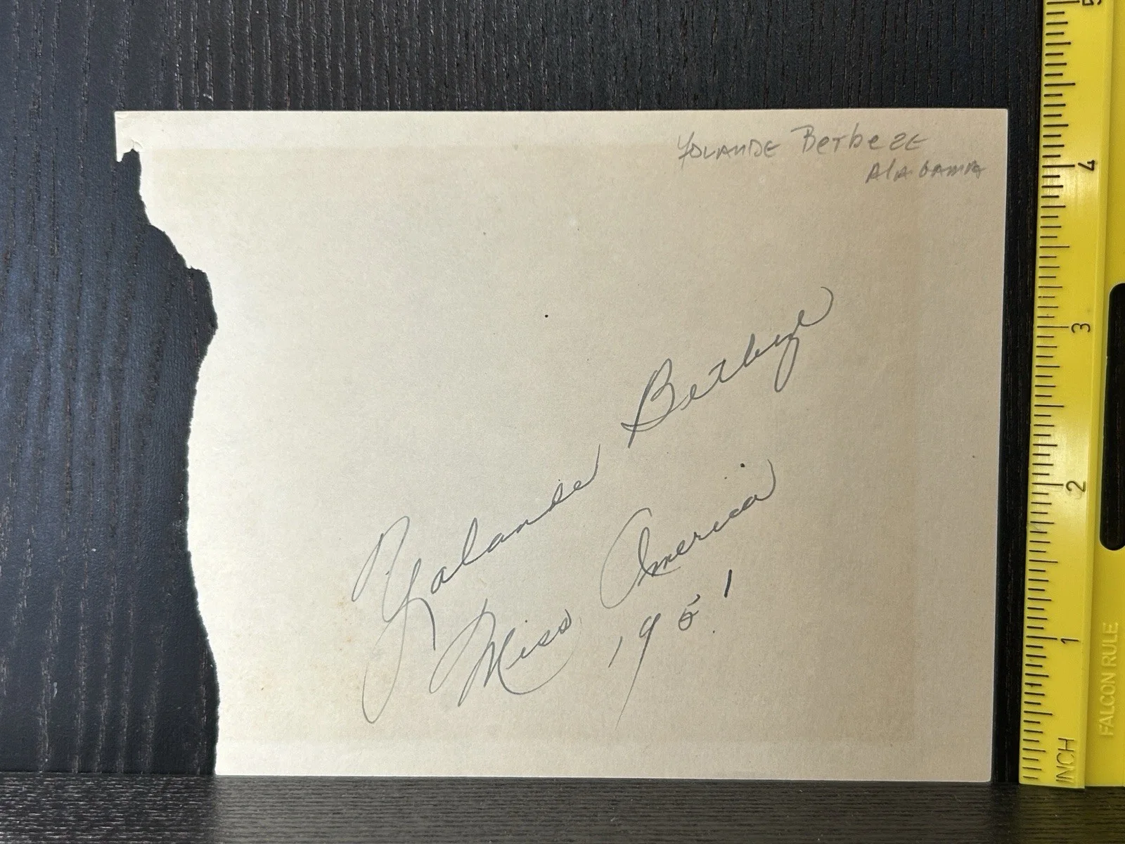 Yolande Betbeze — YOLANDE BETBEZE MISS AMERICA 1951 Hand Signed Album Page OPERA SINGER AUTOGRAPH, изображение 2