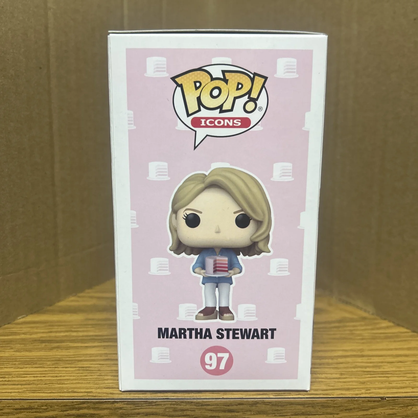 Martha Stewart — Martha Stewart Signed Funko Figure 97 Authentic Autograph Beckett, image 4
