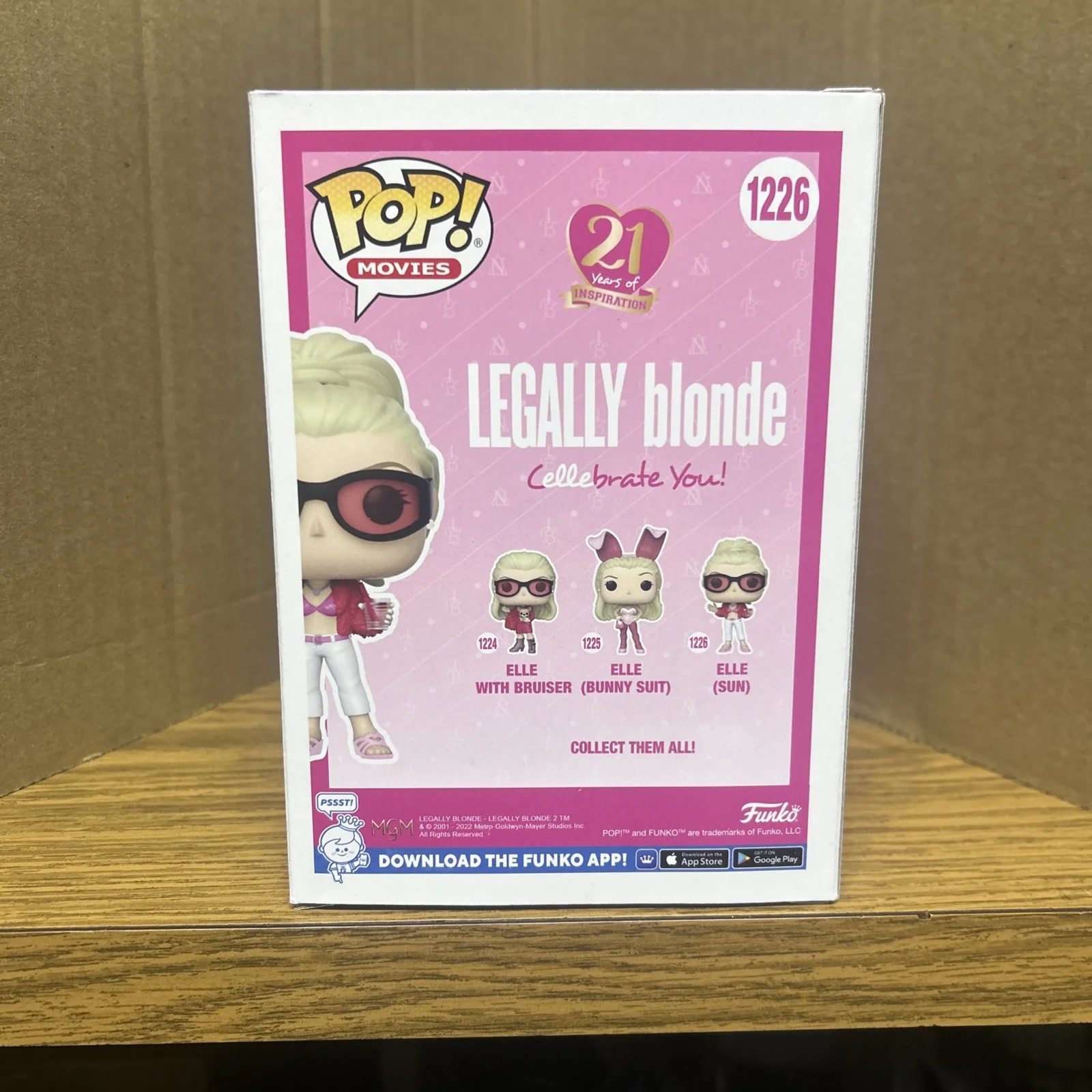 Reese Witherspoon — Reese Witherspoon Signed Autograph Legally Blonde Funko Pop 1226 Beckett BAS, image 3