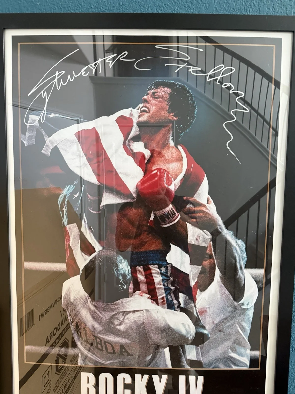 Sylvester Stallone — ROCKY IV 4 MOVIE POSTER SIGNED SYLVESTER STALLONE COA *PLEXIGLASS FRAMED*, изображение 4