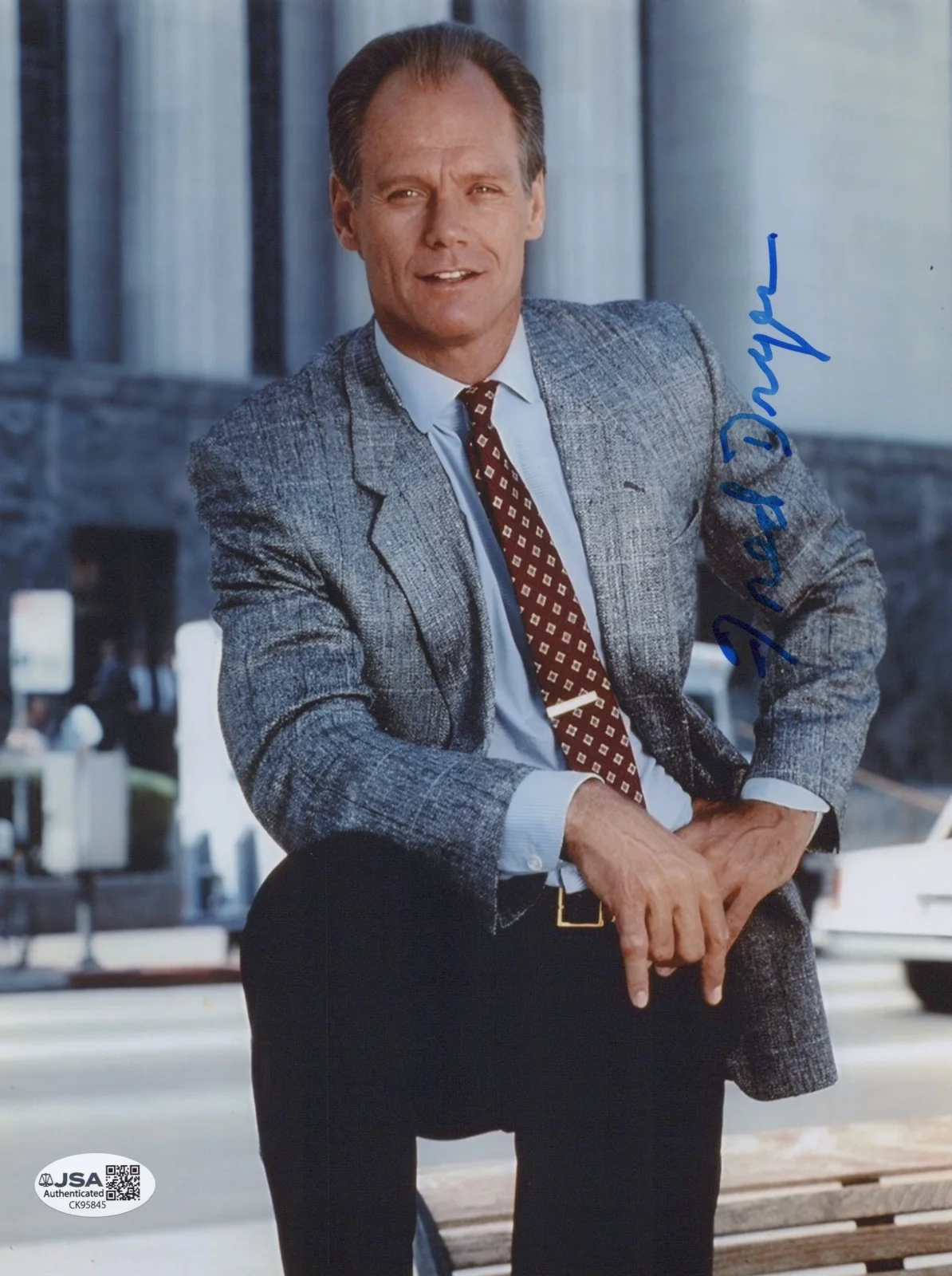 Fred Dryer — FRED DRYER Hand Signed HUNTER 8x10 Photo RICK Authentic Autograph JSA COA CERT