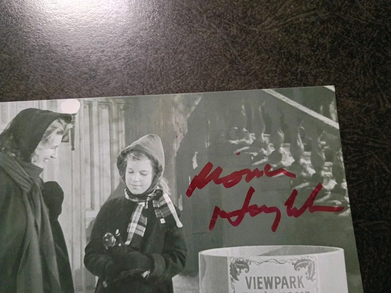 JUDI SHERVEN As NURSE — MONA HOUGHTON As LITTLE GIRL Hand Signed Autograph 4X6 Photo - TWILIGHT ZONE, изображение 2