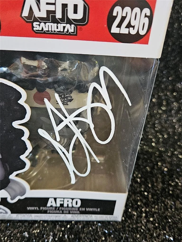 SAMUEL L JACKSON — SAMUEL L JACKSON HAND SIGNED AUTOGRAPHED FUNKO POP! AFRO SAMURAI FIGURE WITH COA, image 2