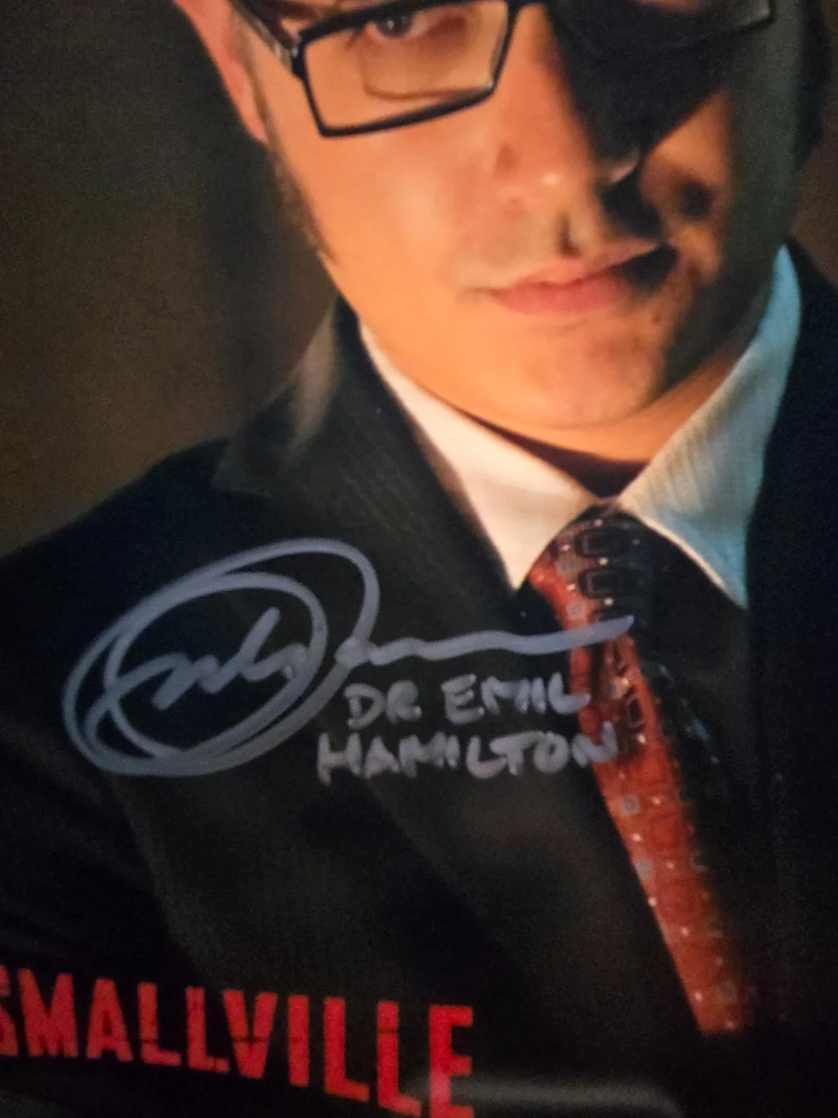 Alessandro Juliani — Alessandro Juliani Smallville Signed 8x10 Photo Zobie Cert. A33108, изображение 2