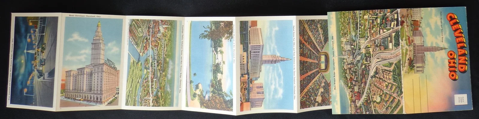 Vintage 1945 Greetings From Cleveland Ohio Postcard Foldout Souvenir Photos 471, изображение 4