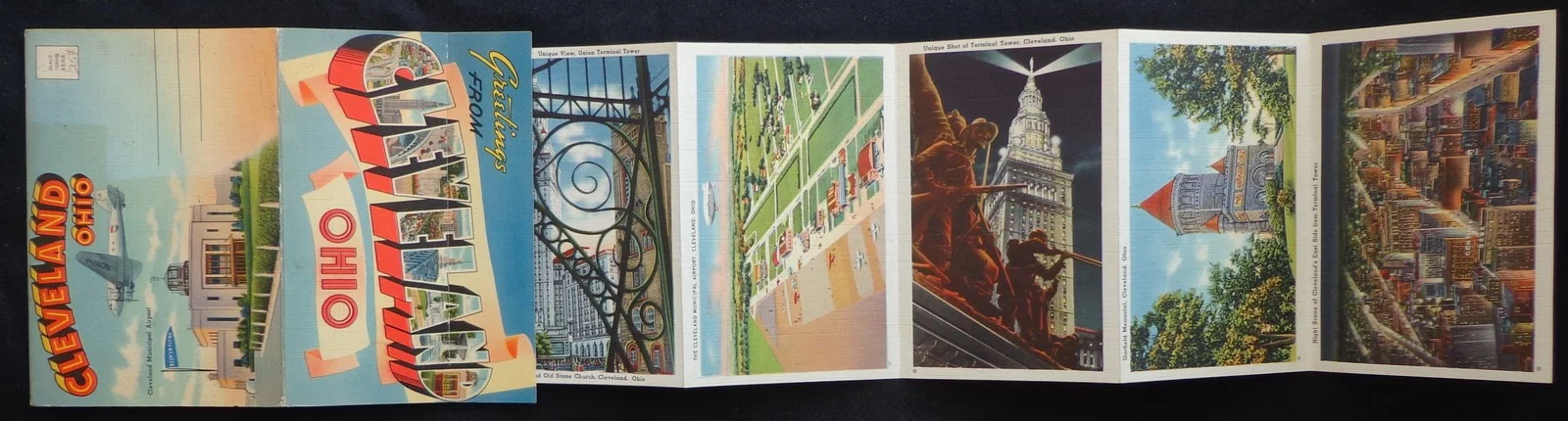 Vintage 1945 Greetings From Cleveland Ohio Postcard Foldout Souvenir Photos, изображение 4