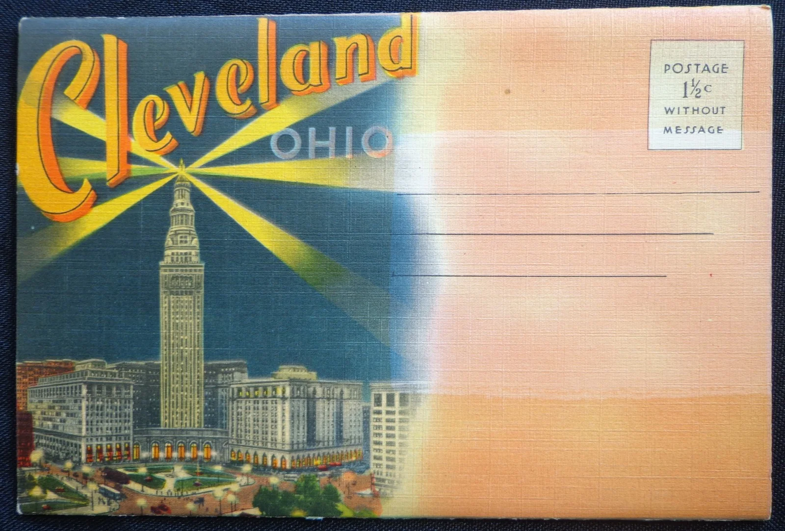 Vintage 1945 Greetings From Cleveland Ohio Postcard Foldout Souvenir Photos, изображение 2