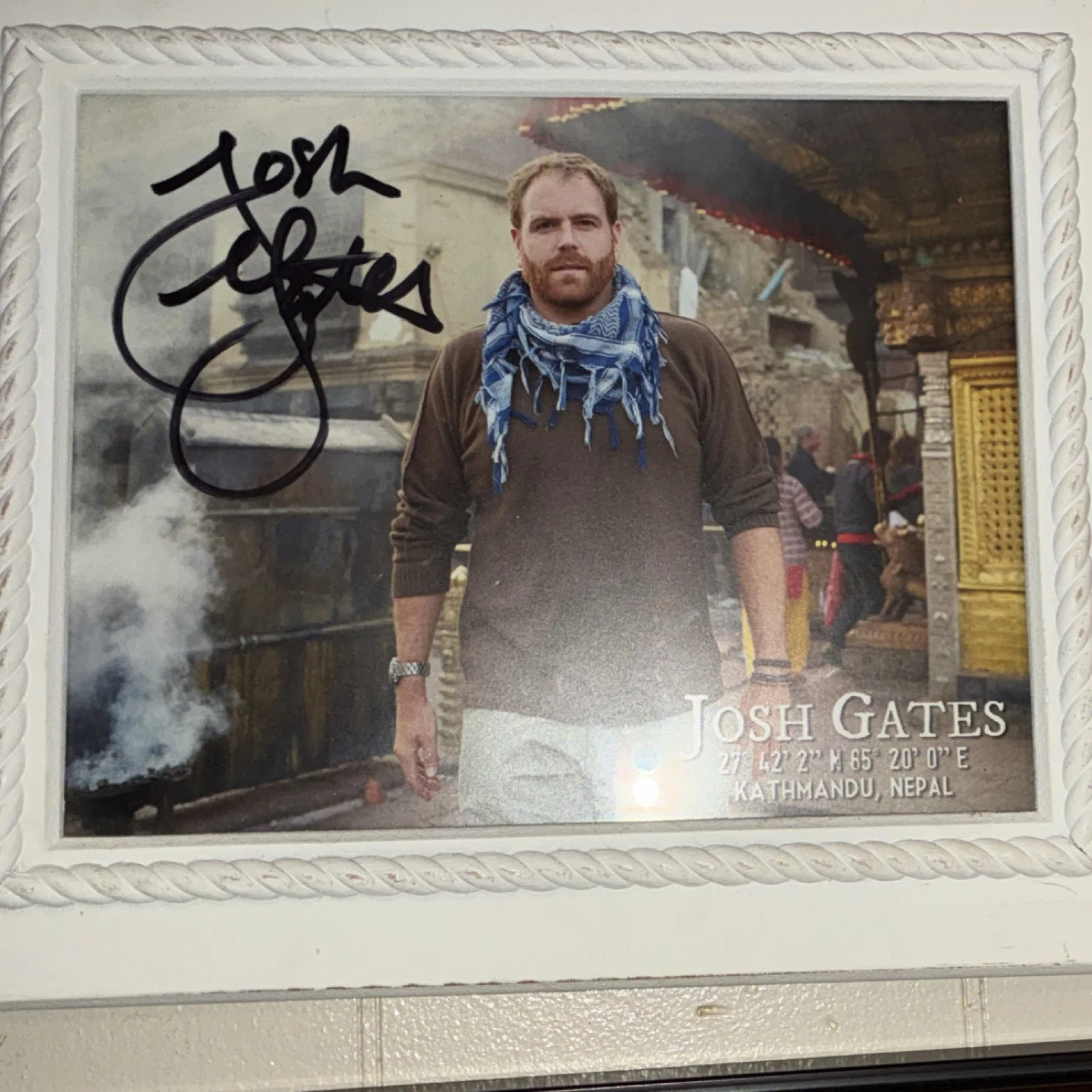 Josh Gates — Josh Gates Signed Destination Truth Framed Photo "Kathmandu, Nepal" -2025 tour, image 2