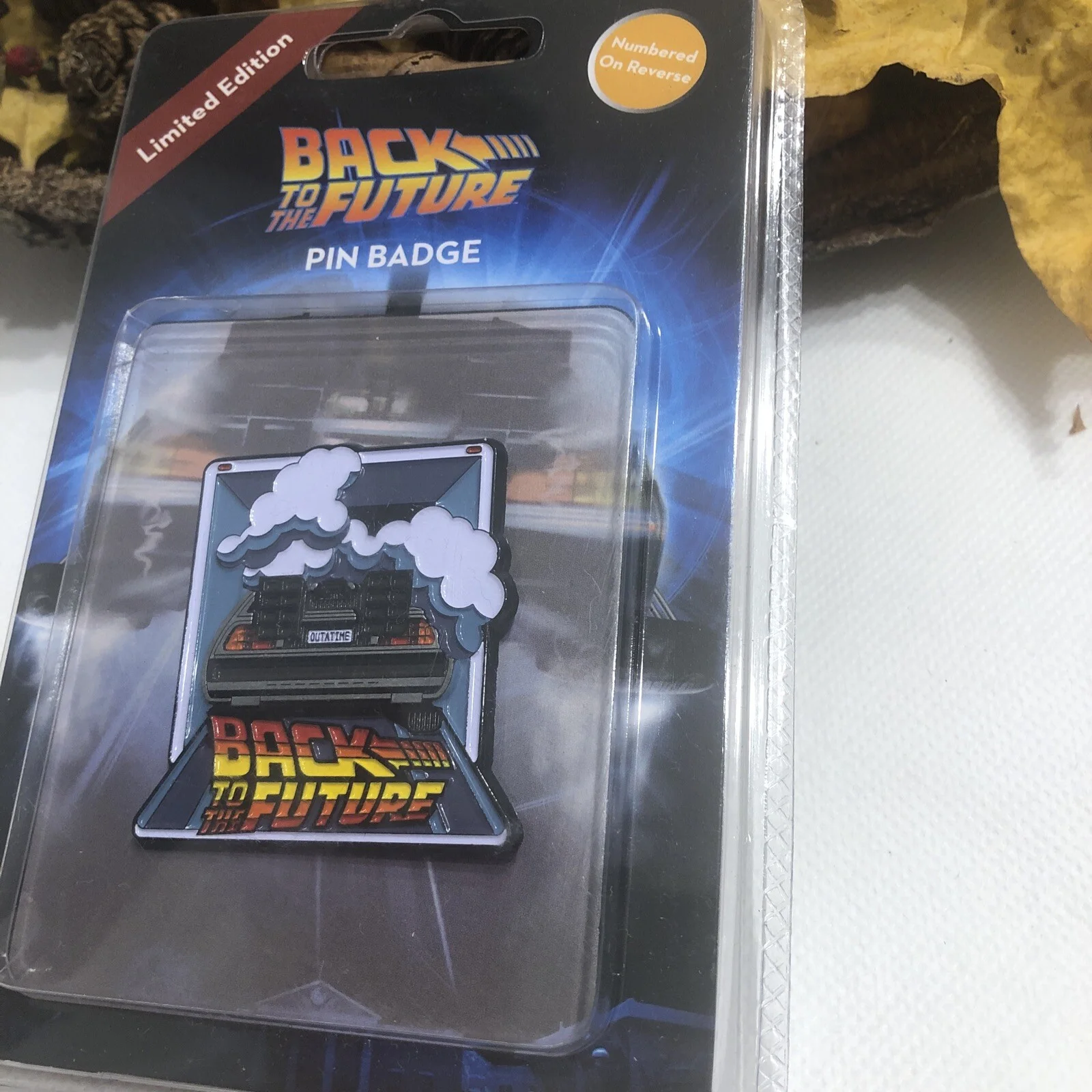 OFFICIAL BACK TO THE FUTURE LIMITED EDITION PIN BADGE BRAND NEW! Limited Edition, image 2