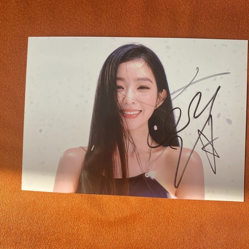 RED VELVET IRENE Autographed Signed Photo 4*6 inches COLLECTION, image 3