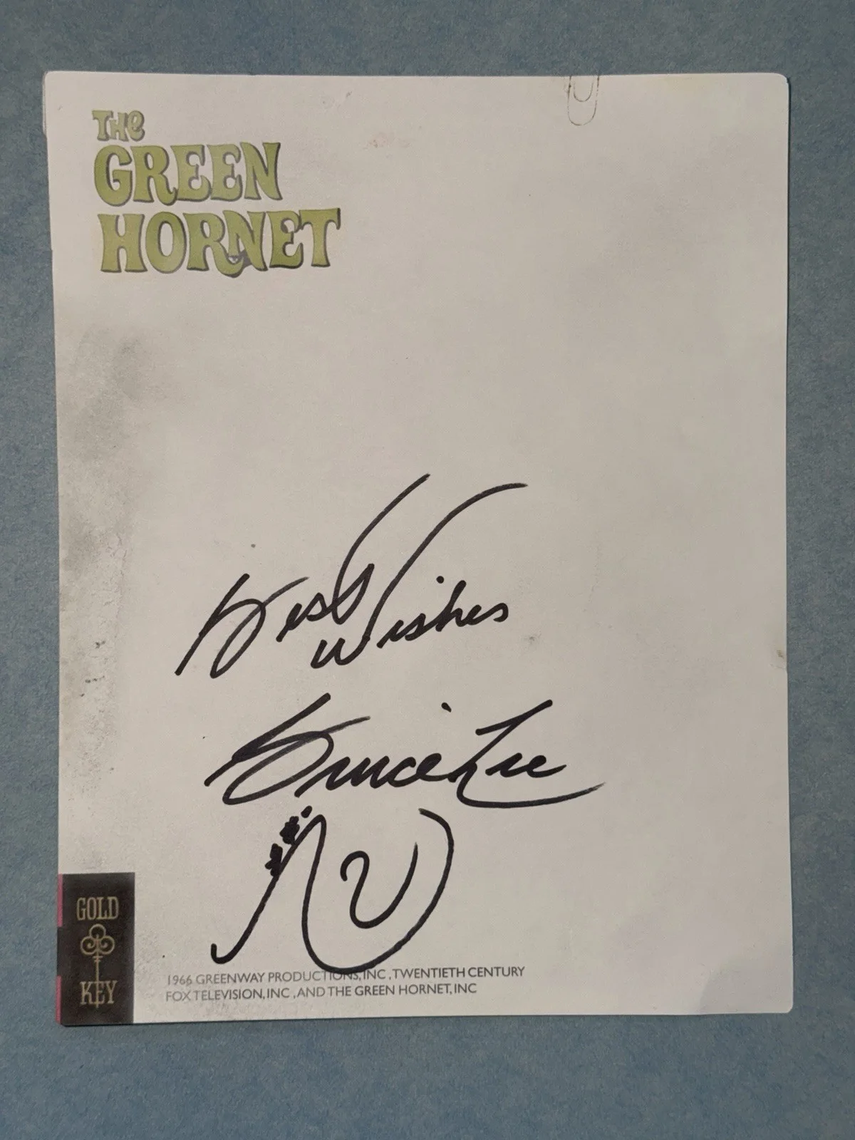 Bruce Lee — Bruce Lee Kato Green Hornet Hand Signed Autograph Paper 1967 Gold Key West. Pub., изображение 2
