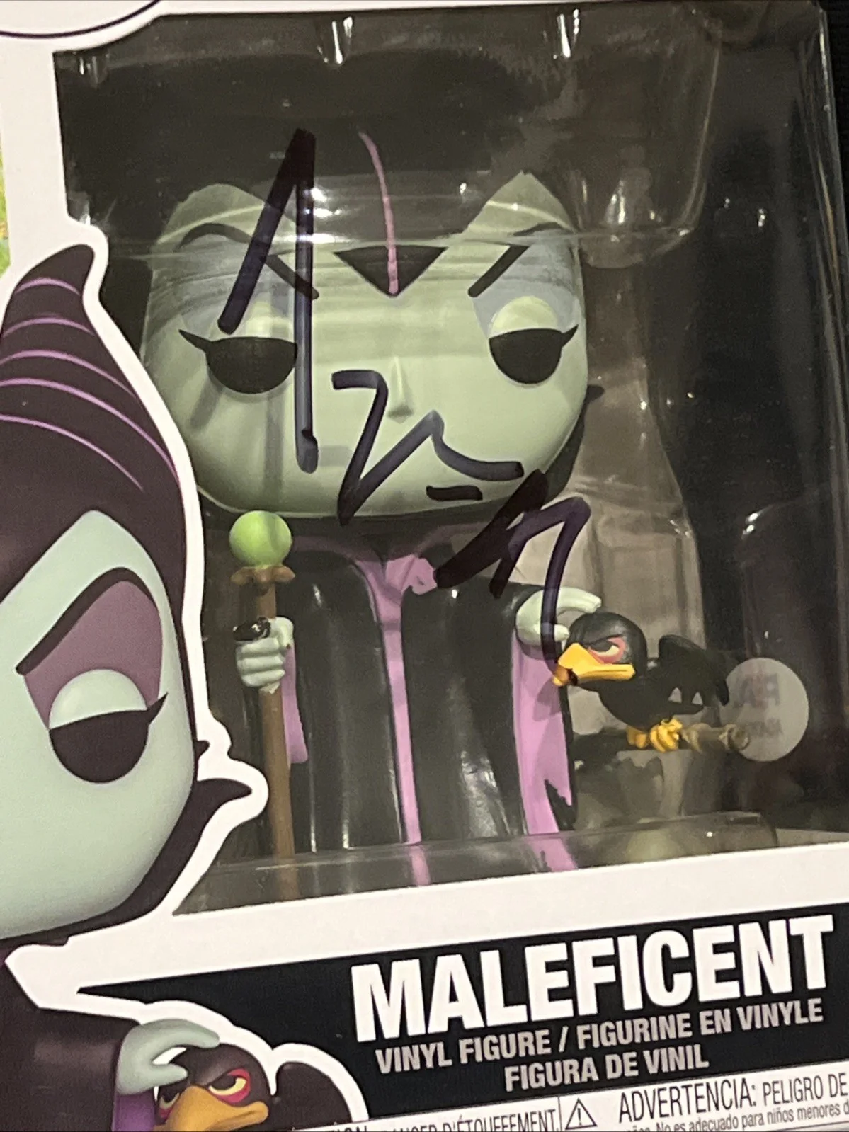 Angelina Jolie — Angelina Jolie Signed Autograph Maleficent Funko Pop PSA/DNA Authentic, изображение 2